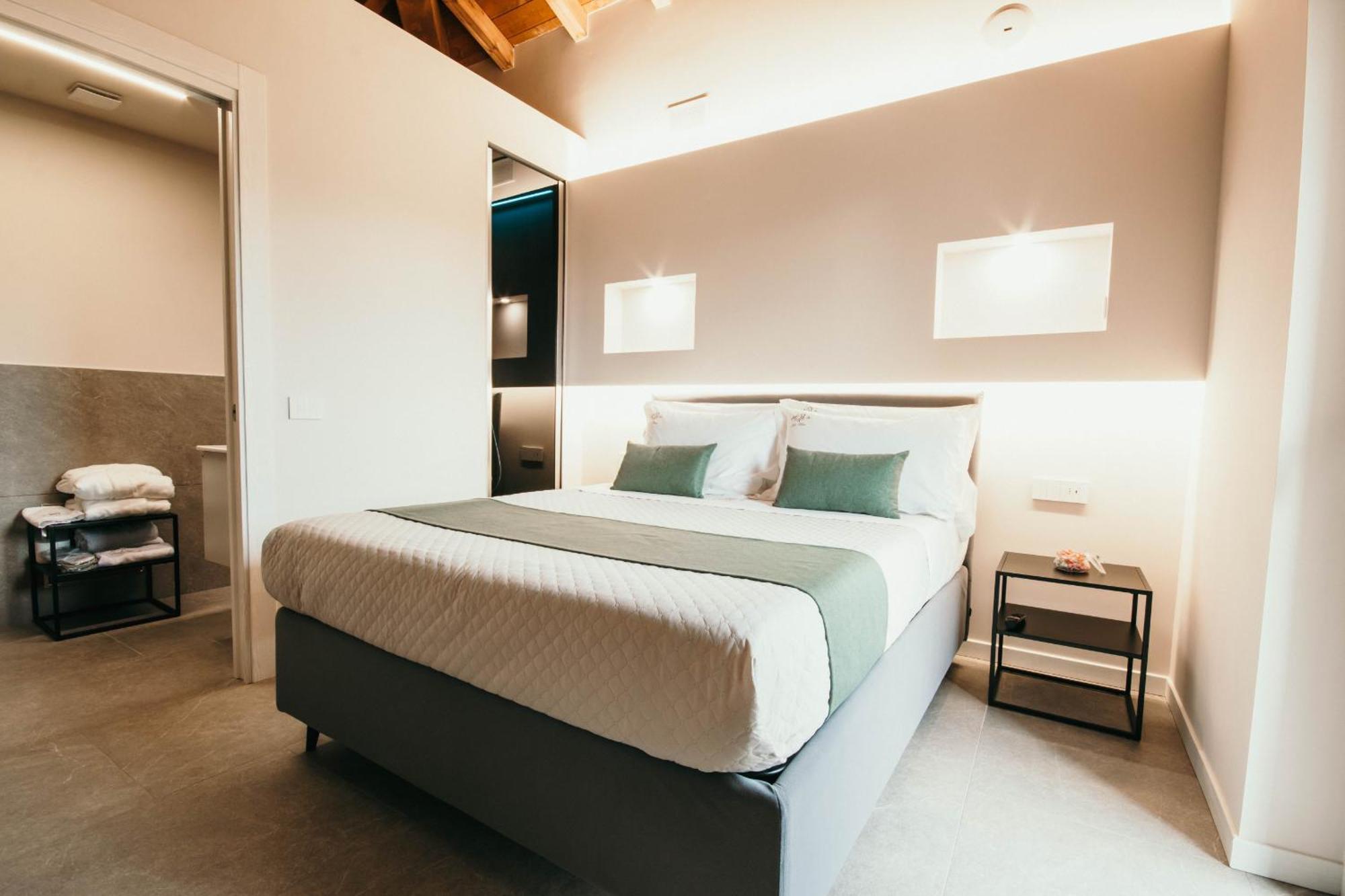 Gio Leo Guest House Lesa Luaran gambar